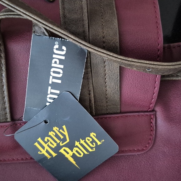 NWT Hot Topic Harry Potter Backpack Purse Drawstring Closure Adjustable Straps - Picture 9 of 10